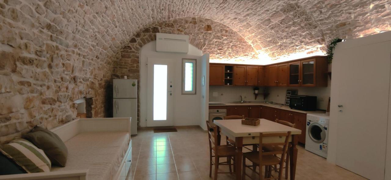 Pietraviva Housing Apartment Молфета Екстериор снимка